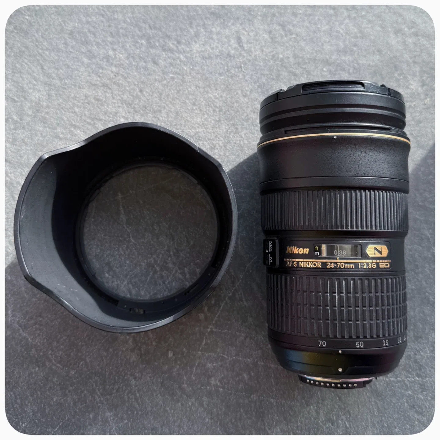 NIKON AF-S NIKKOR 24-70MM 1:2.8G ED LENS - PRE-OWNED image indicator(10)