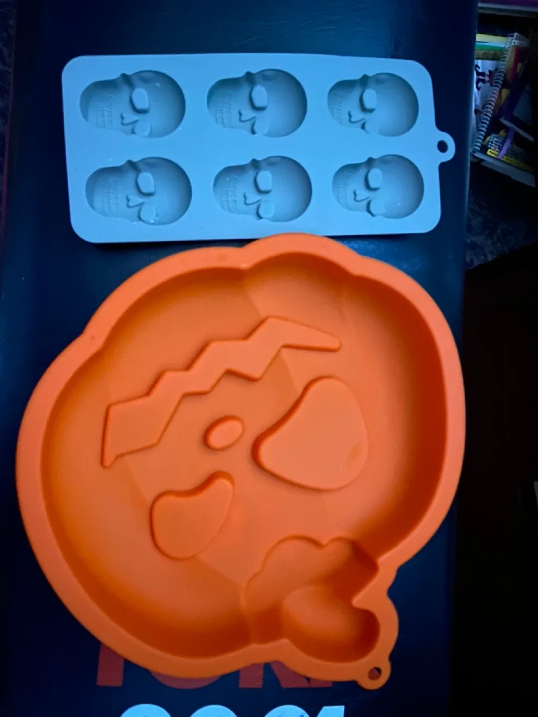 Halloween baking  Molds - Skull & Pumpkin