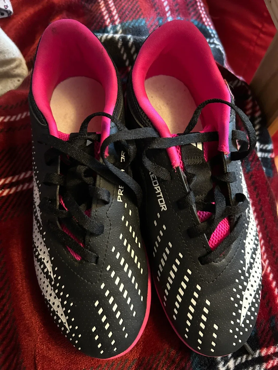 Adidas Predator Soccer Shoes image indicator(2)