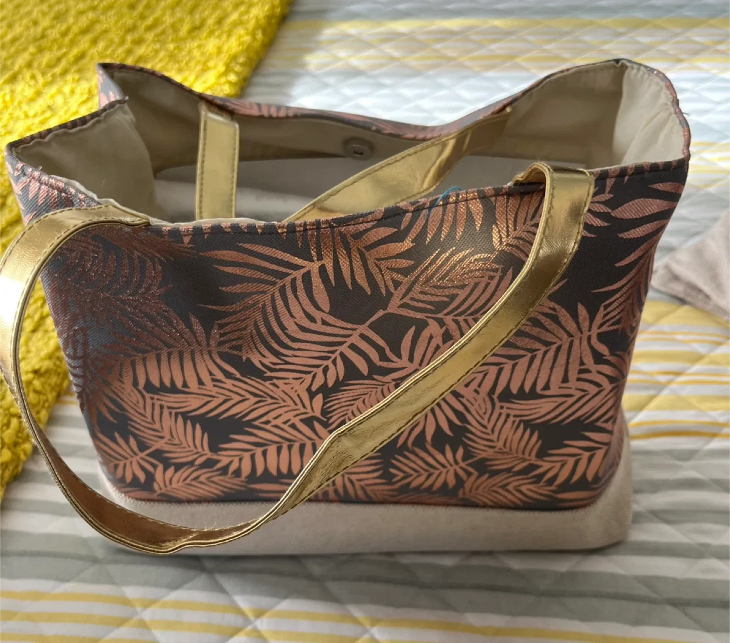 Spa Luxetique Tote Bag & Bath Set