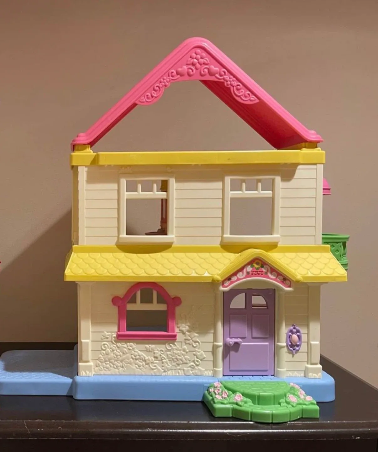 Fisher Price Doll House 2005