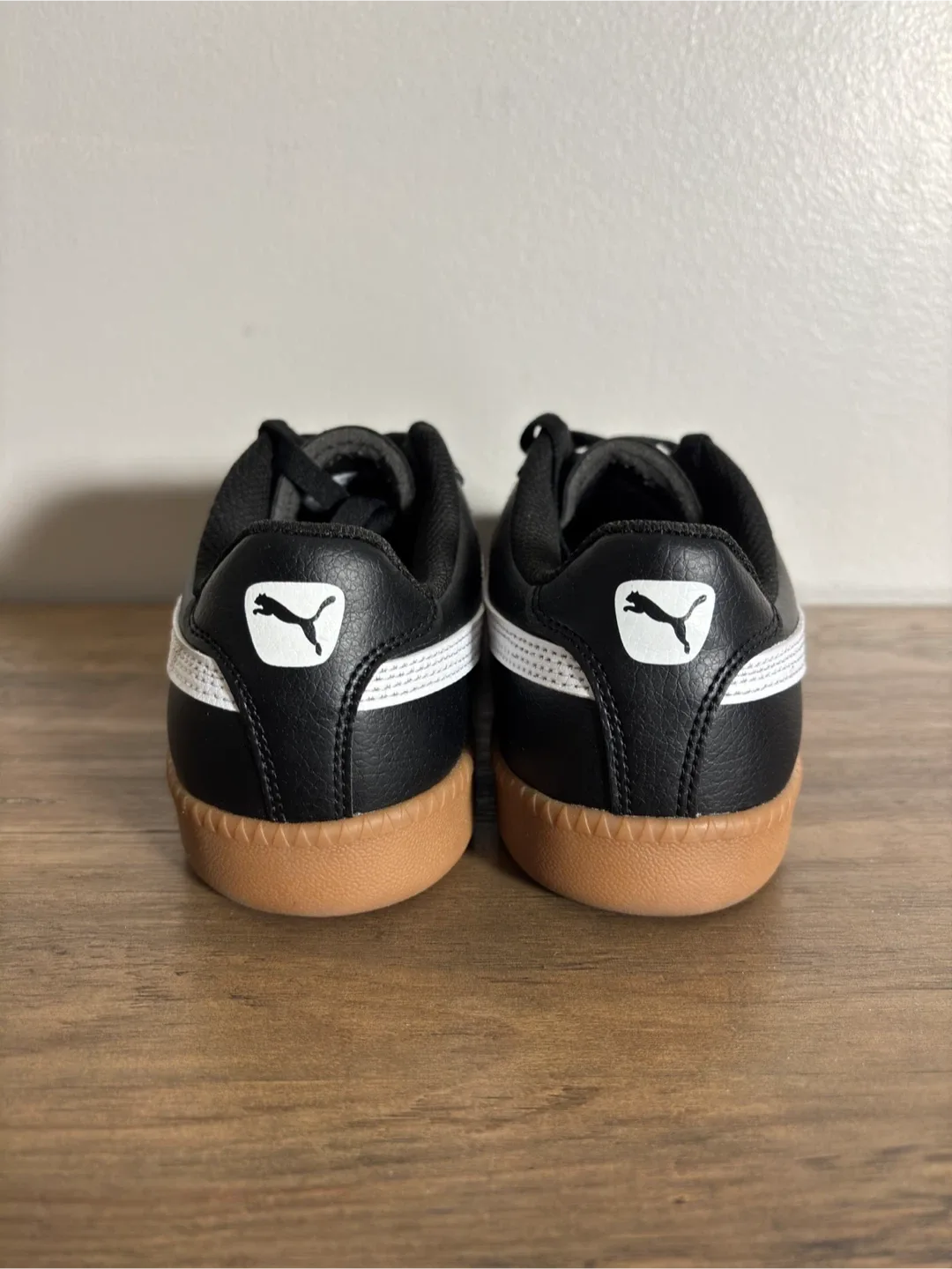 Puma Women’s Shoes Size 9 - Steal Deal! image indicator(5)