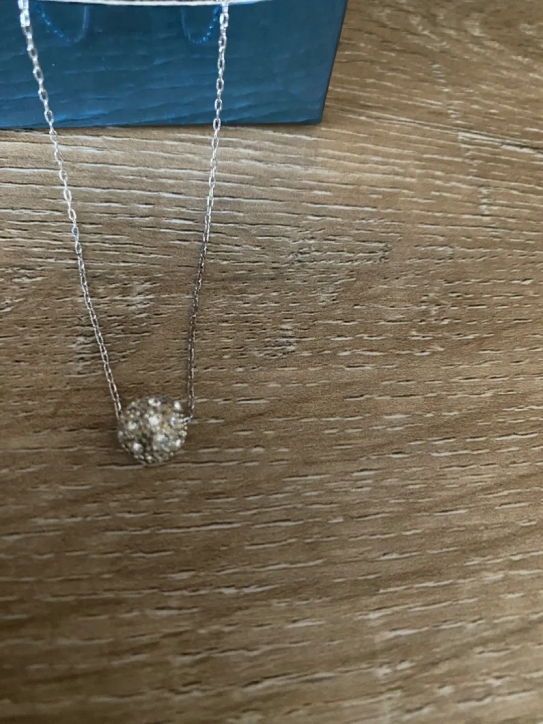 Avon Silver Necklace 18” with Sparkly Pendant image indicator(2)