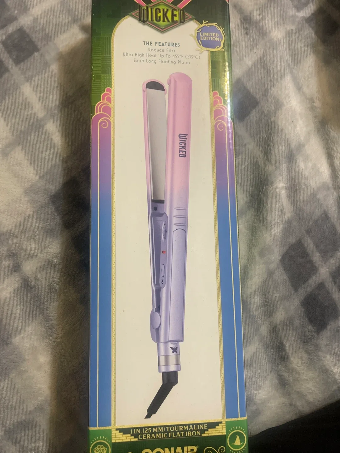 New Wicked by Conair 1-inch Flat Iron