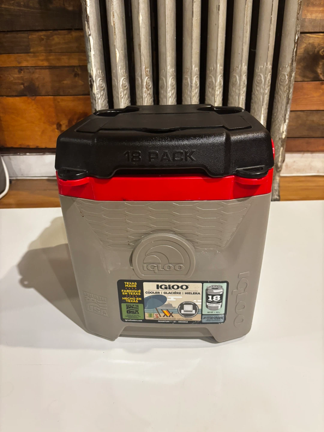 Igloo 18 Pack Cooler - Gray and Red