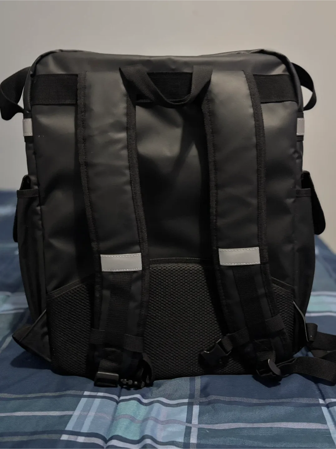 Waterproof Insulated Food Delivery Backpack image indicator(3)