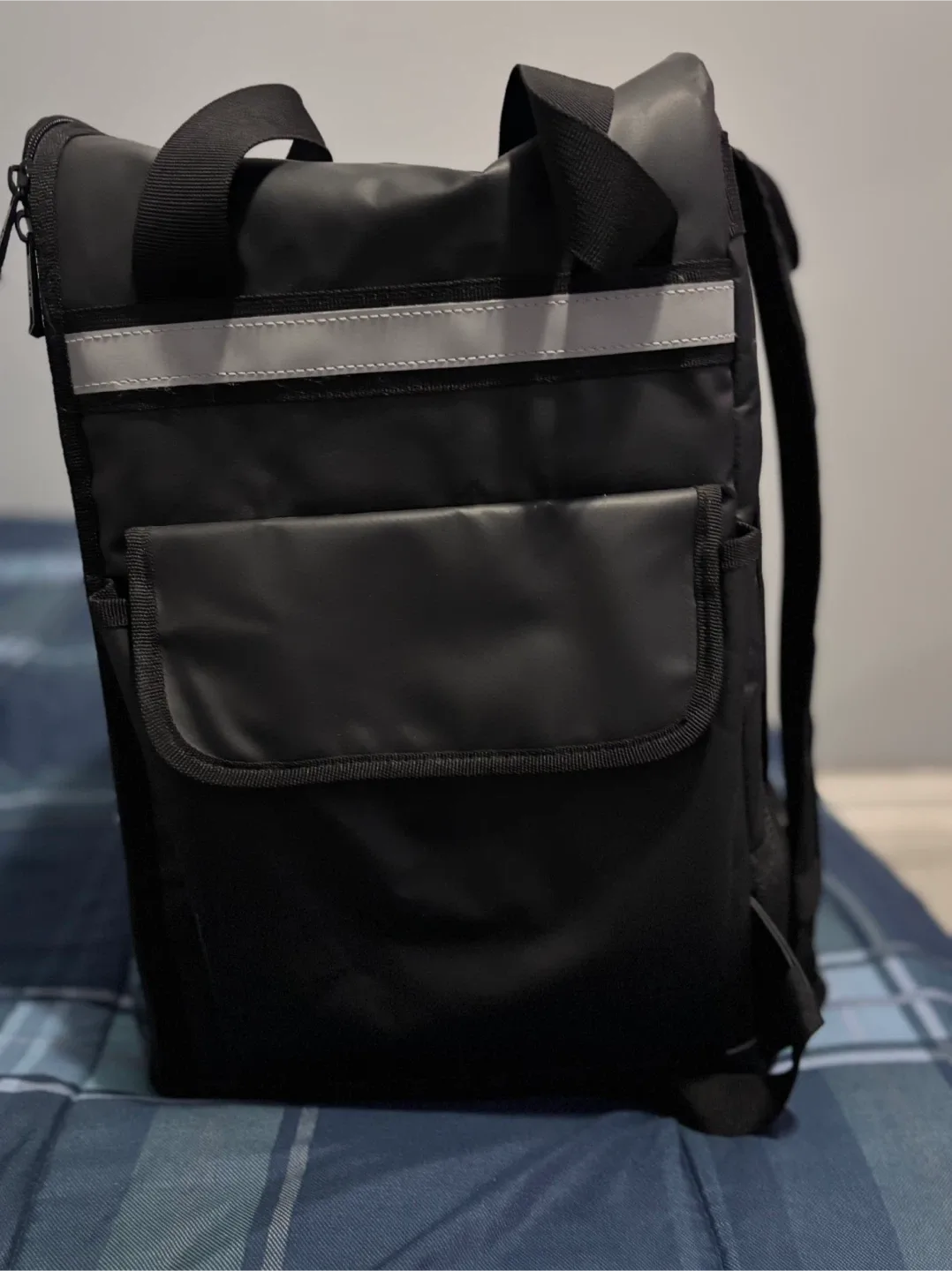 Waterproof Insulated Food Delivery Backpack image indicator(2)