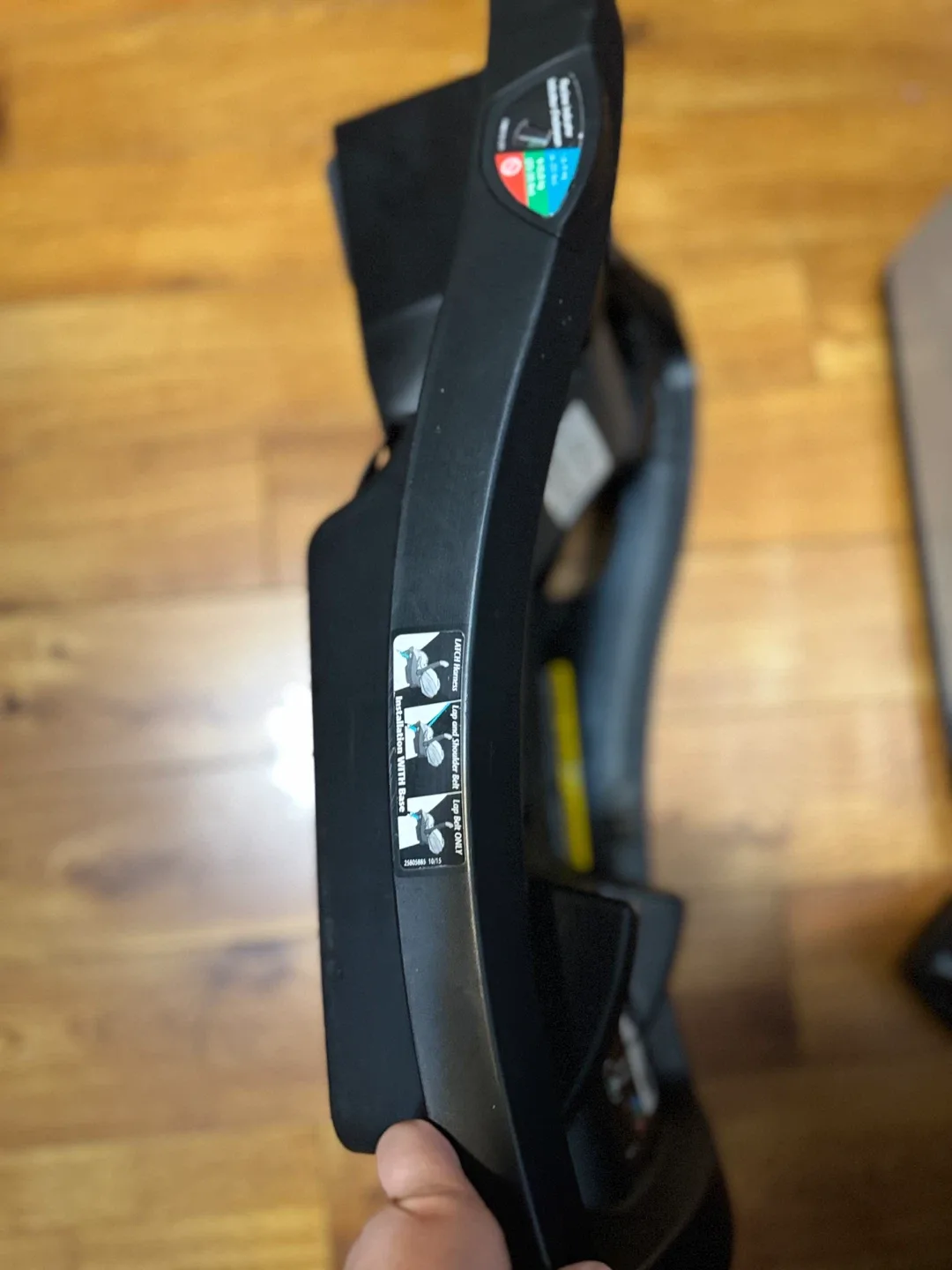 Evenflo LiteMax 35 Infant Car Seat with the base image indicator(7)