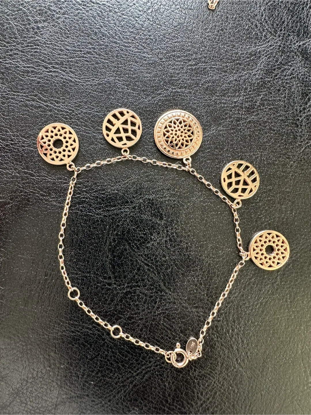 Links of London Rose Gold Bracelet $70 image indicator(5)