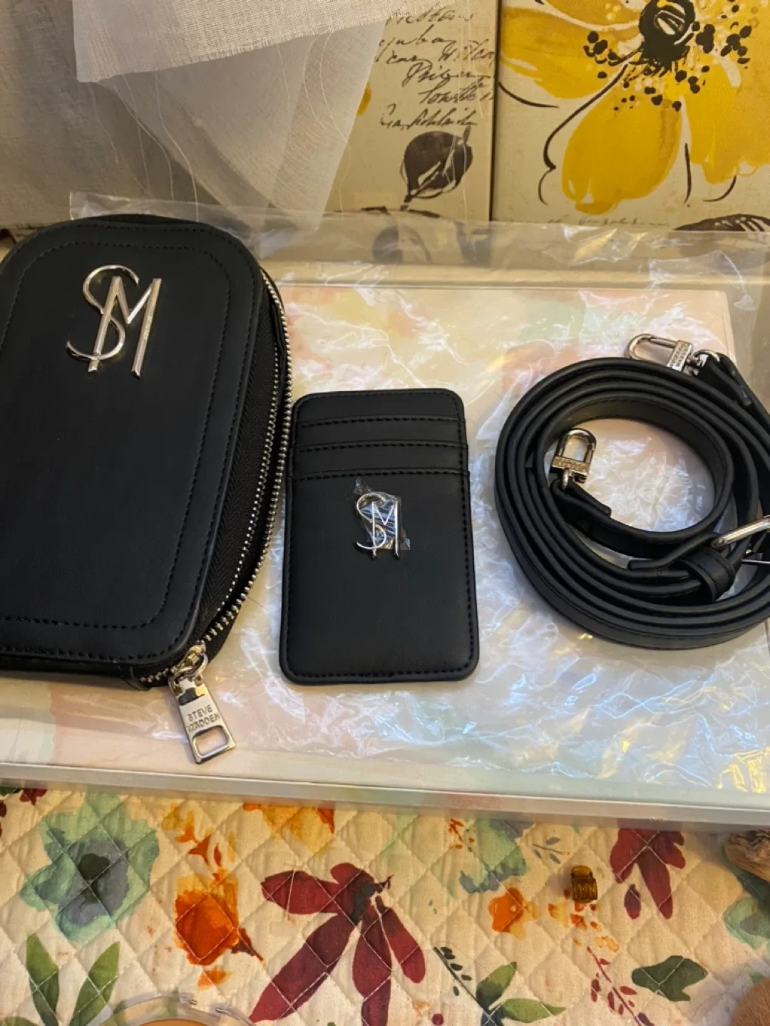 Steve Madden Black Crossbody Bag image indicator(2)