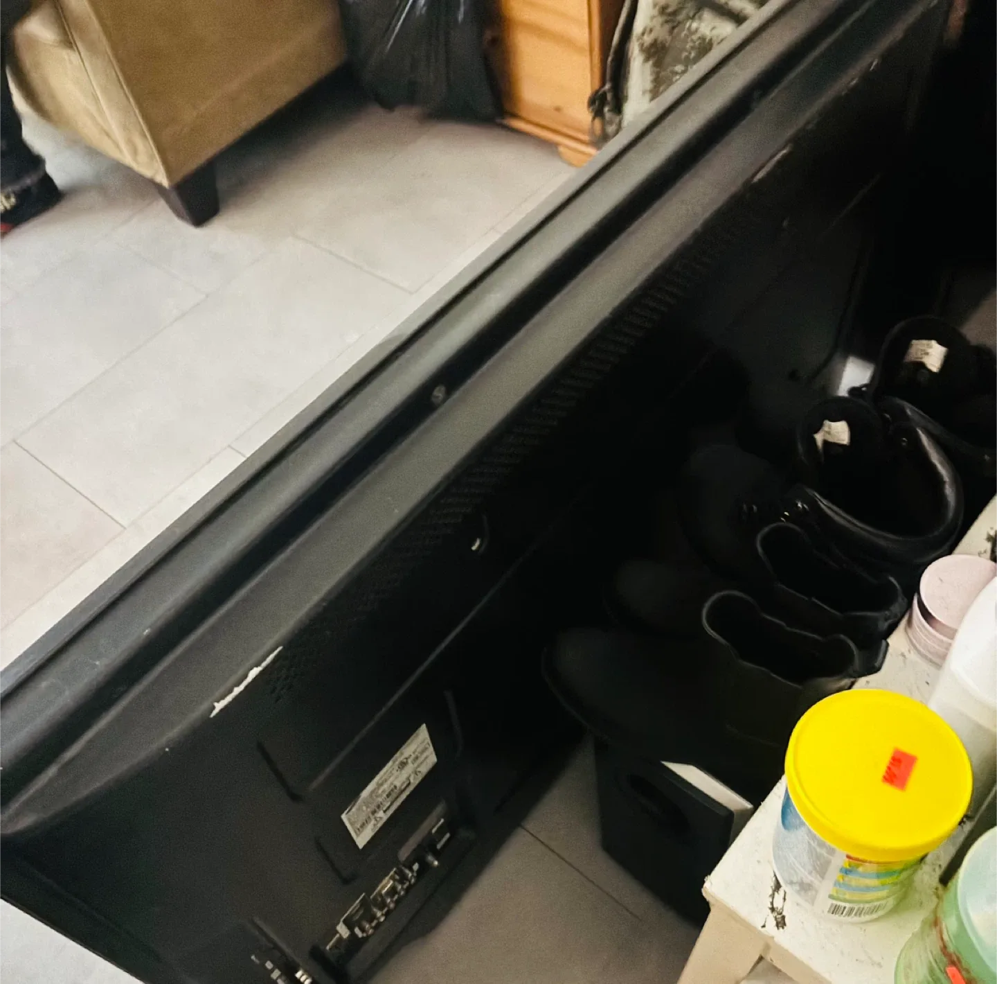 Samsung TV - Great Condition! image indicator(5)