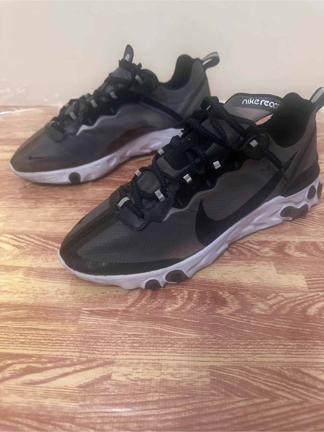 Nike React Element 55 Size 9.5