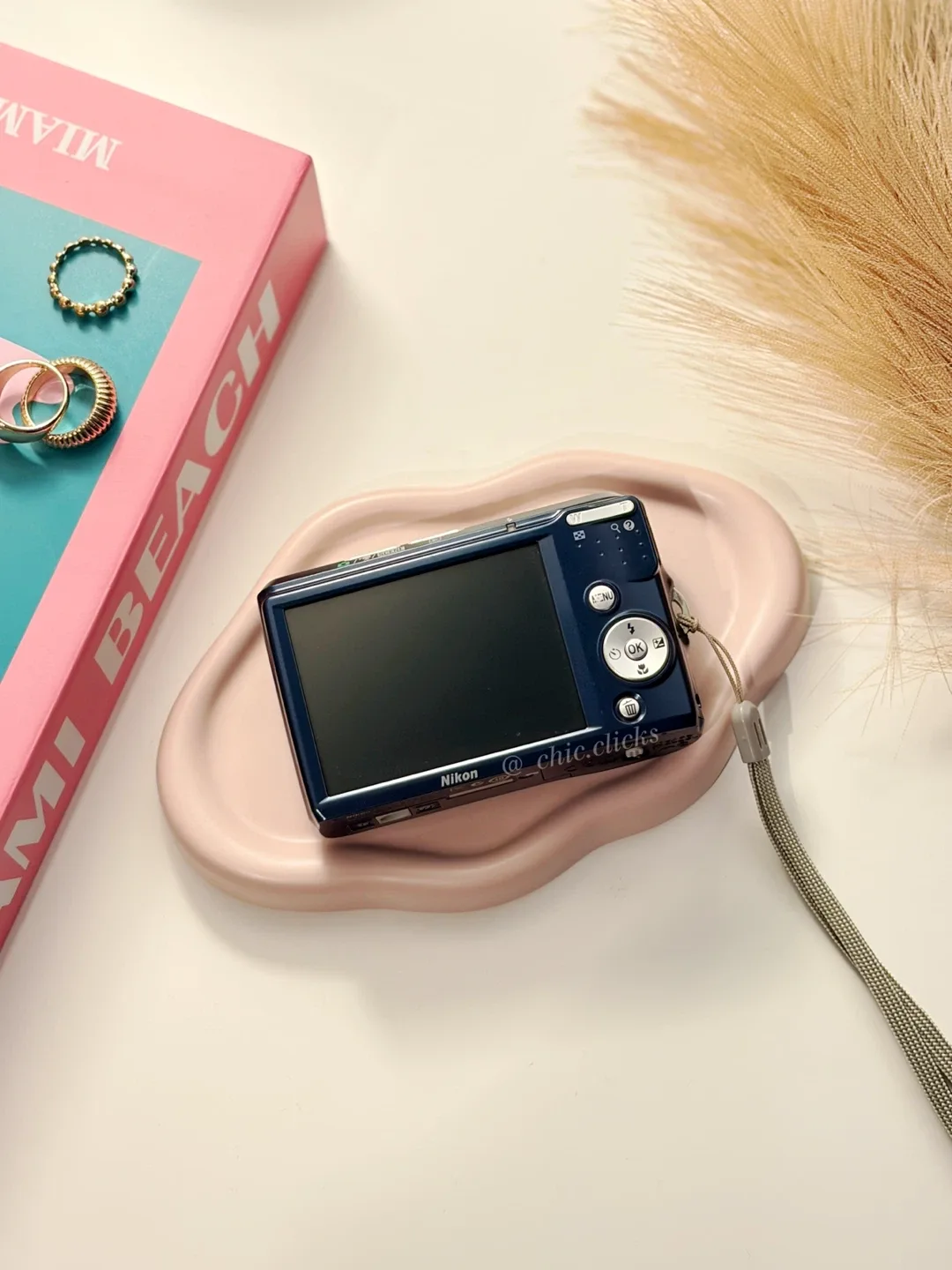 Nikon Coolpix L18 Digital Camera image indicator(2)