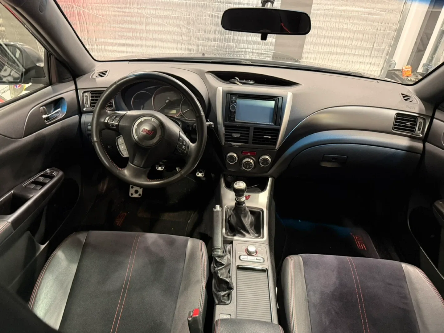 Subaru Impreza WRX STi - Hatchback image indicator(10)