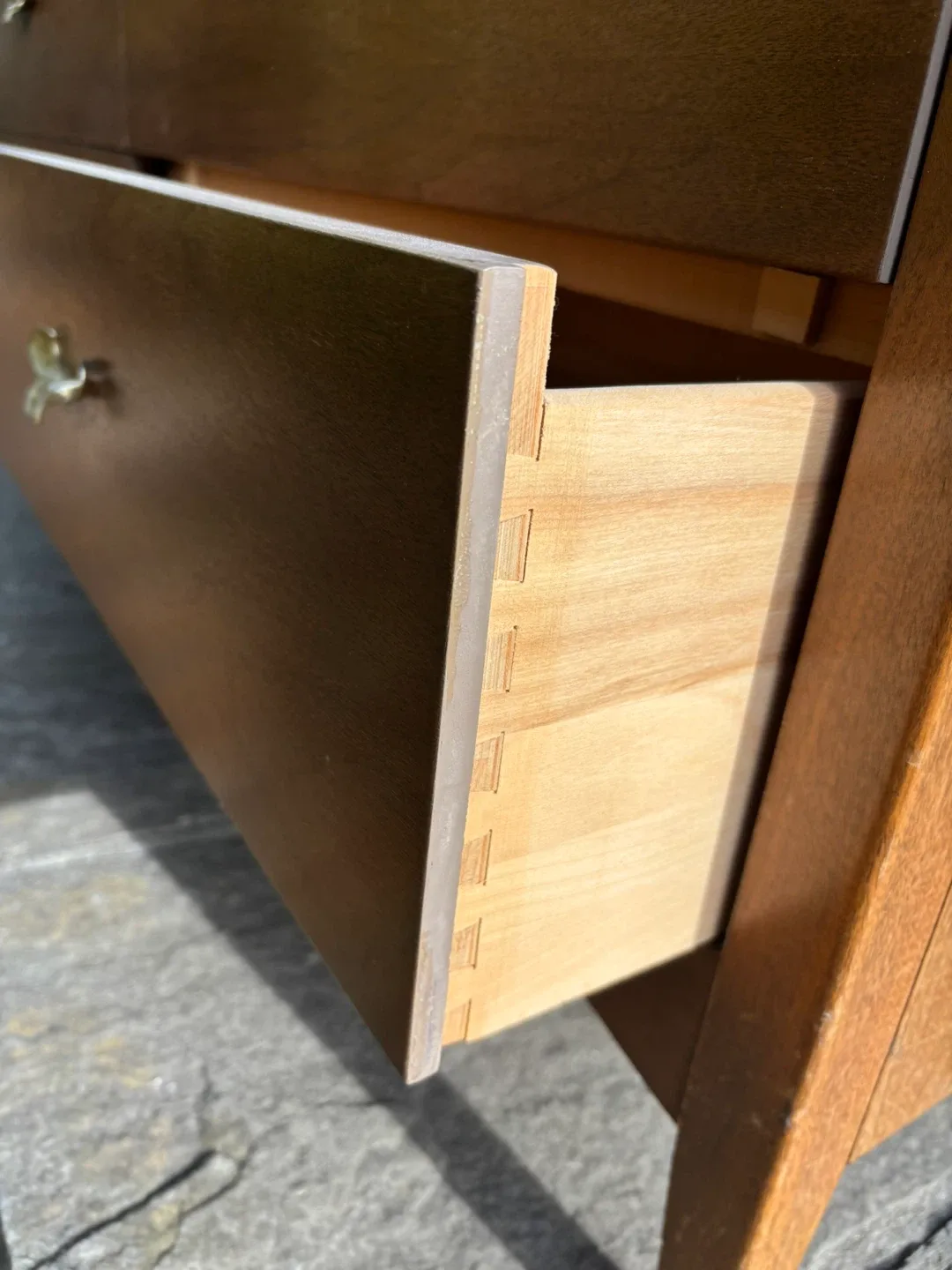 MCM Walnut Vintage dresser 6 drawers image indicator(4)