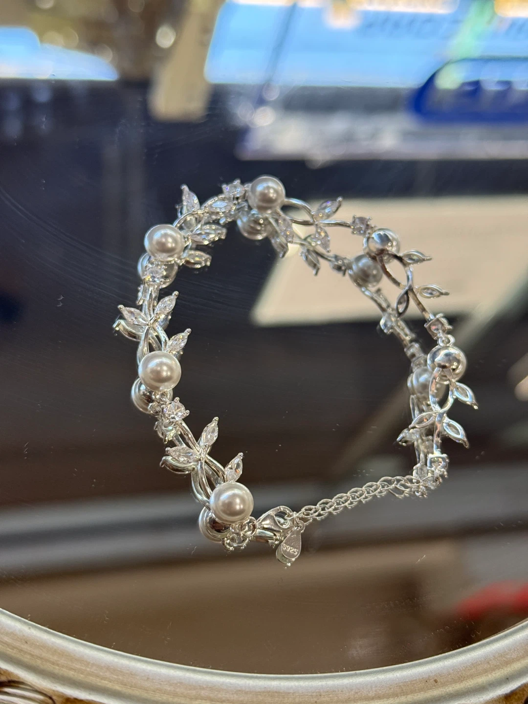 Pearl & Crystal Floral Bracelet - photo 3