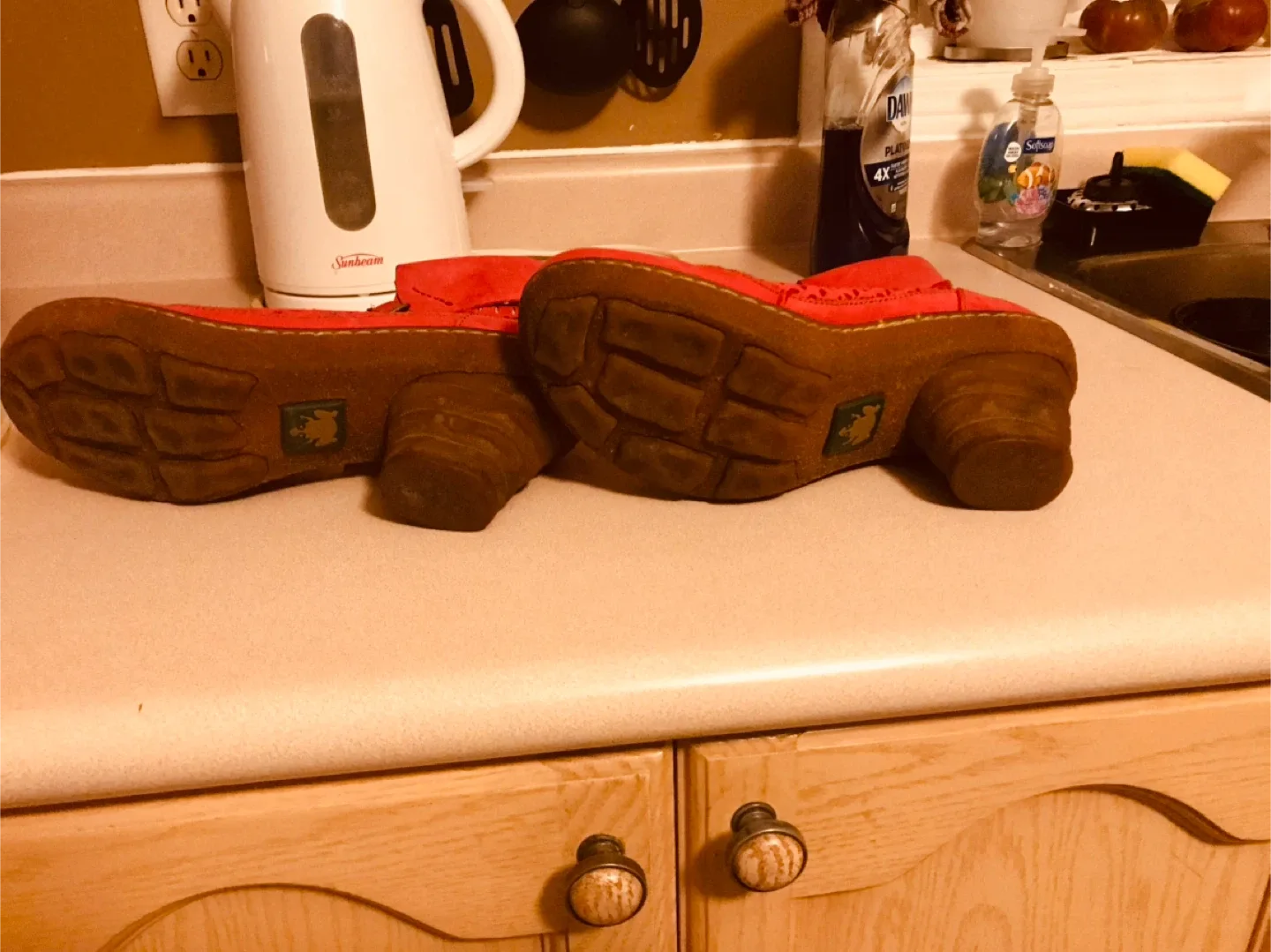 Think! Red Leather Shoes image indicator(5)