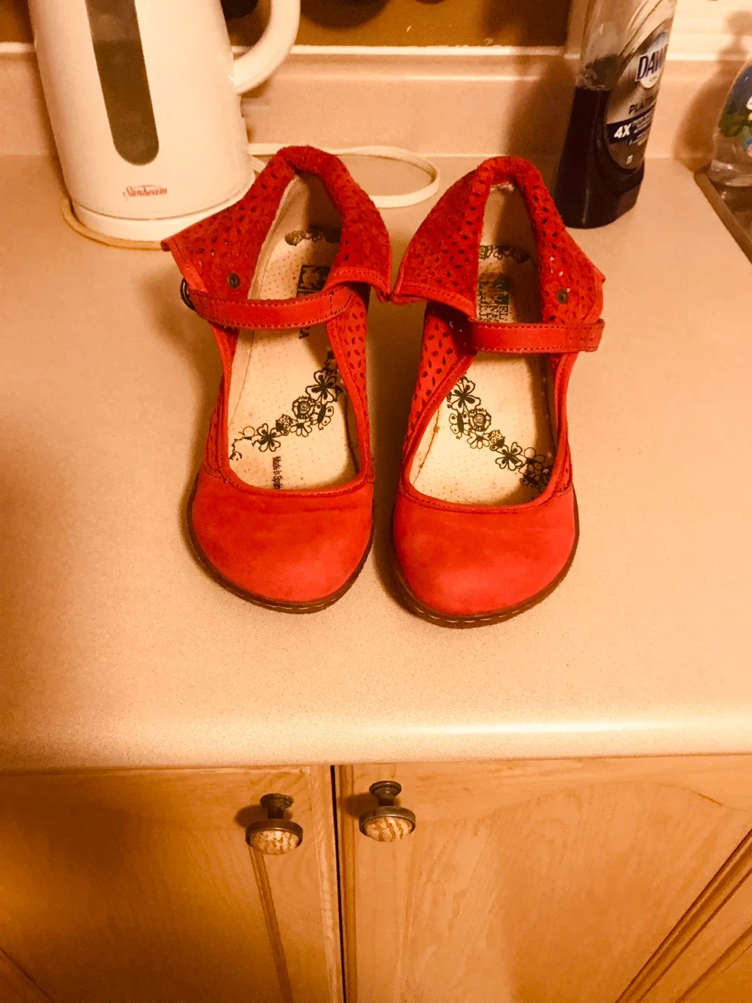 Think! Red Leather Shoes image indicator(7)