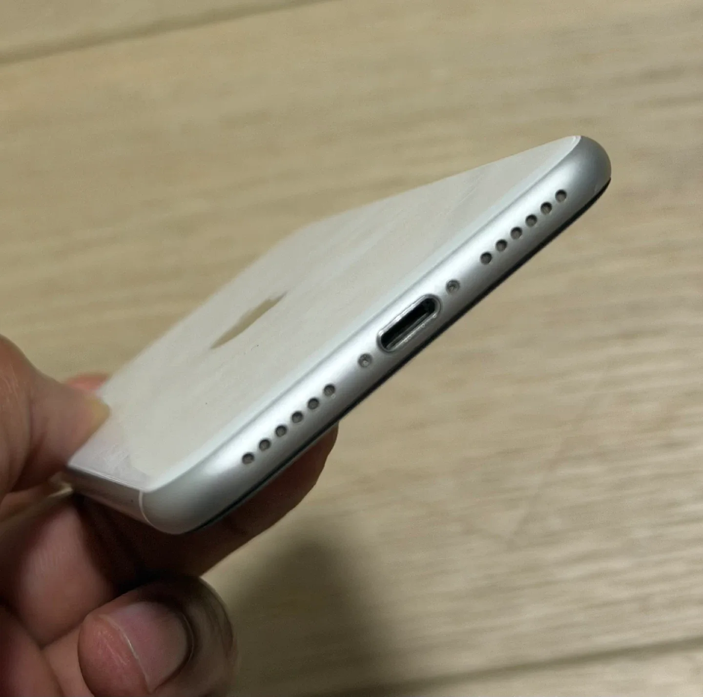 Apple iPhone SE 2nd Gen - White