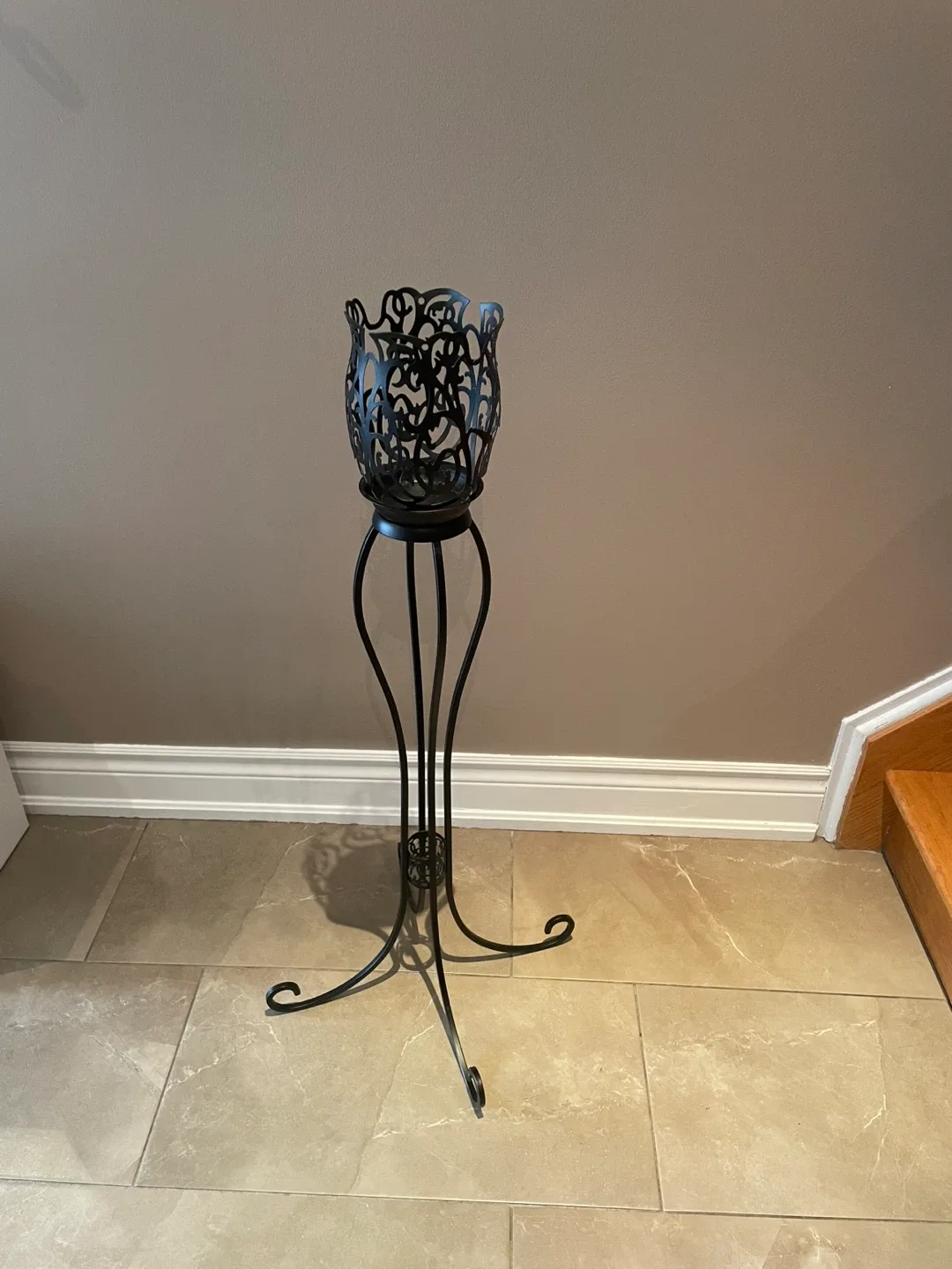 Candle / plant holder