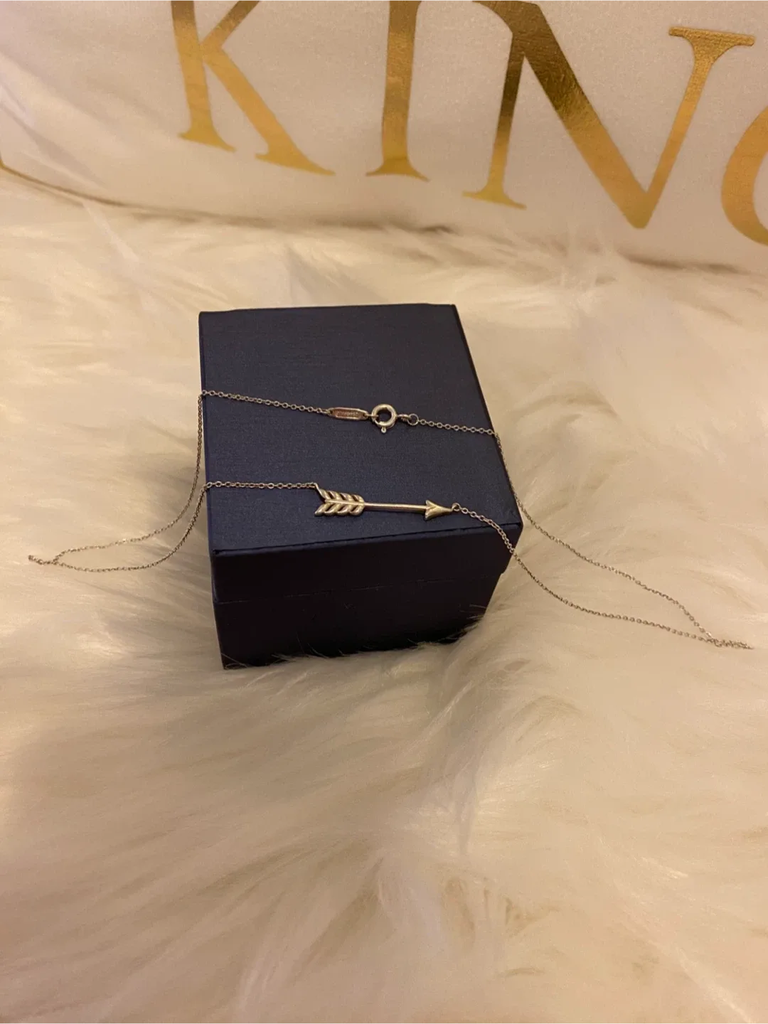 💯% AUTHENTIC “RARE” Tiffany & Co. Silver Arrow Necklace 18” long image indicator(7)