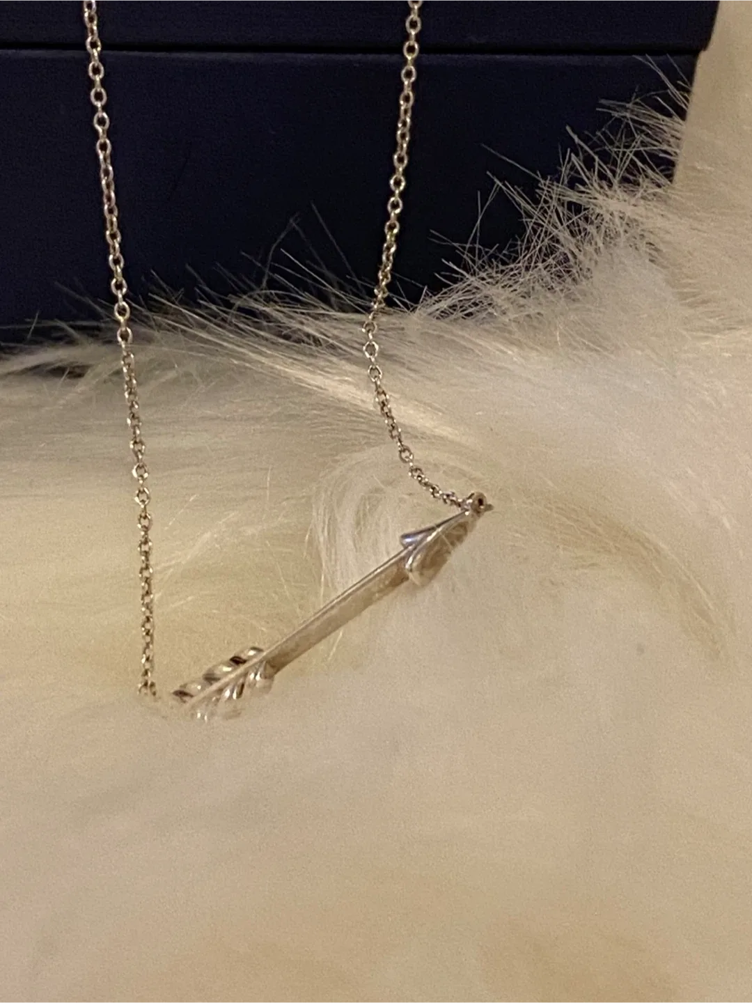 💯% AUTHENTIC “RARE” Tiffany & Co. Silver Arrow Necklace 18” long image indicator(8)