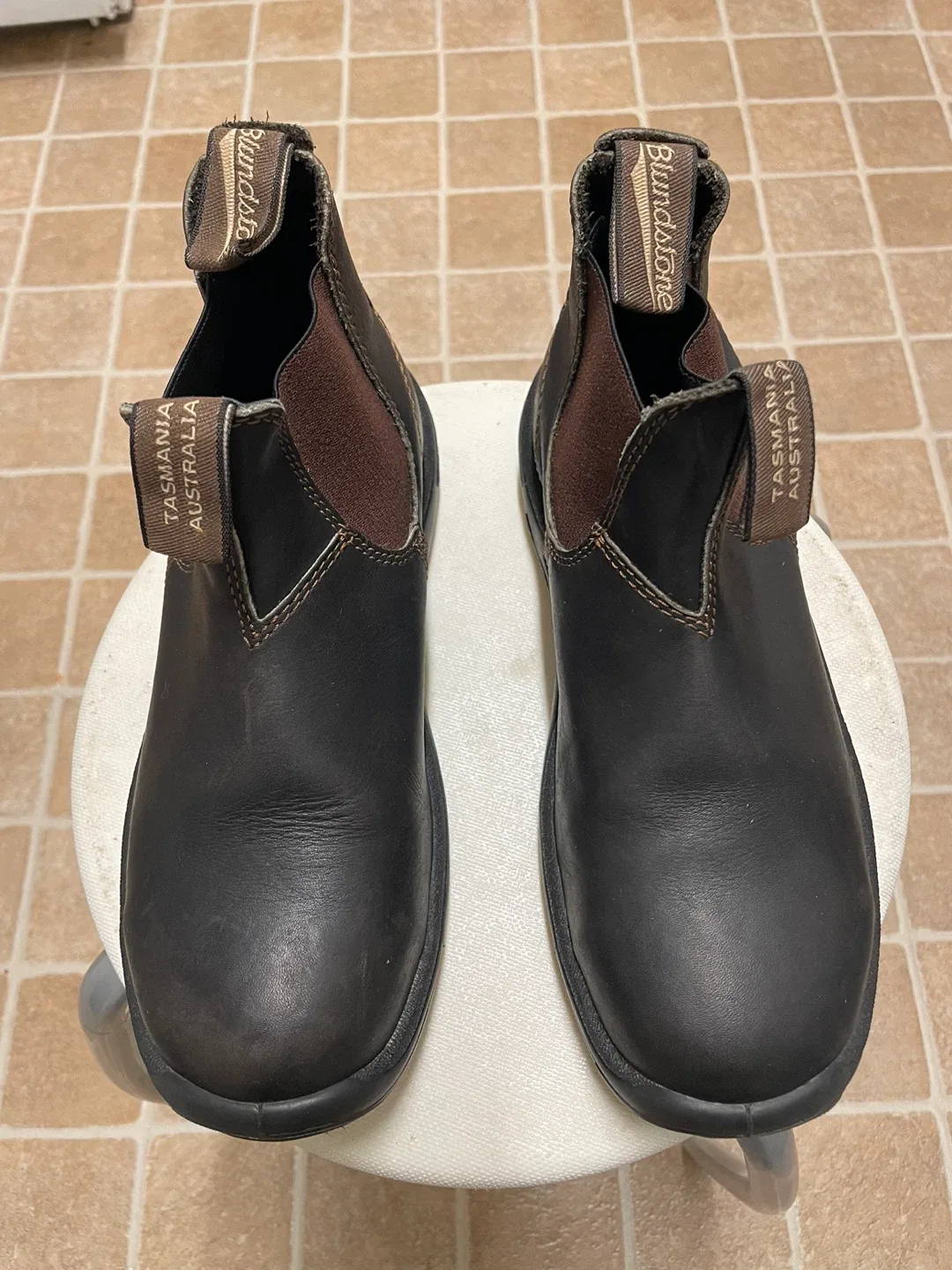 Blundstone 162 Chelsea Boots, Size 6.5