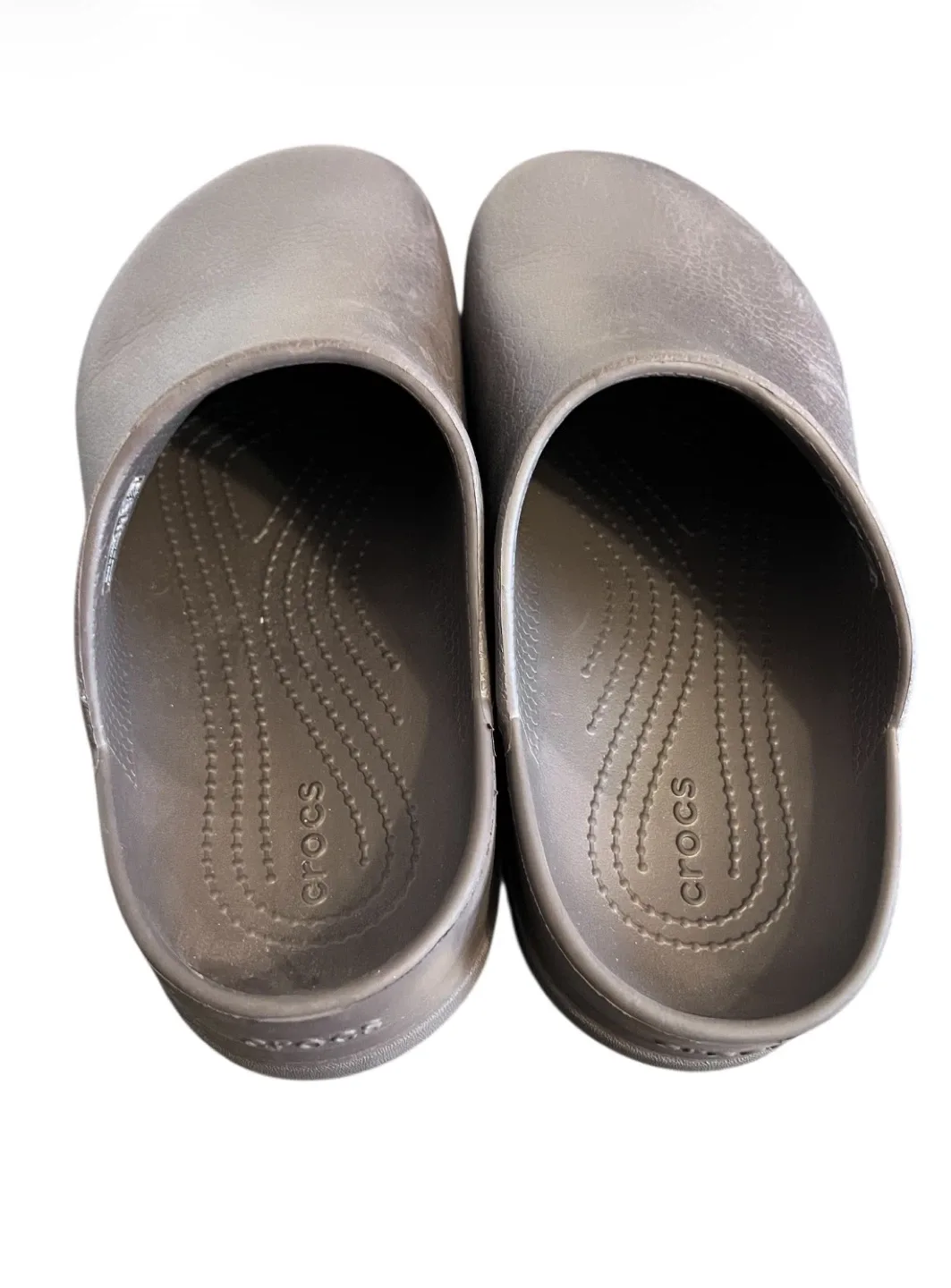 Crocs Dylan Clog – Women’s Size 7 (Men’s 5) image indicator(2)