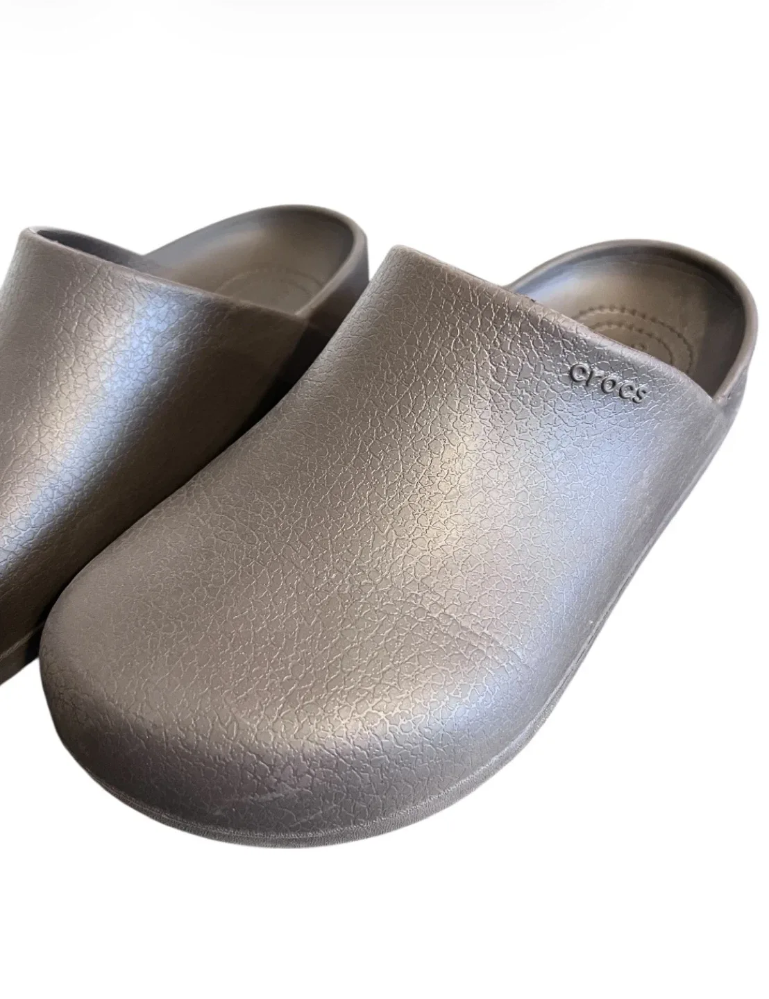 Crocs Dylan Clog – Women’s Size 7 (Men’s 5) image indicator(4)