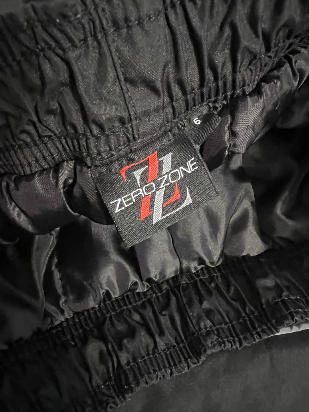 Zero Zone Unisex Snow Pants – Size 6 Brand New • Never Worn image indicator(4)