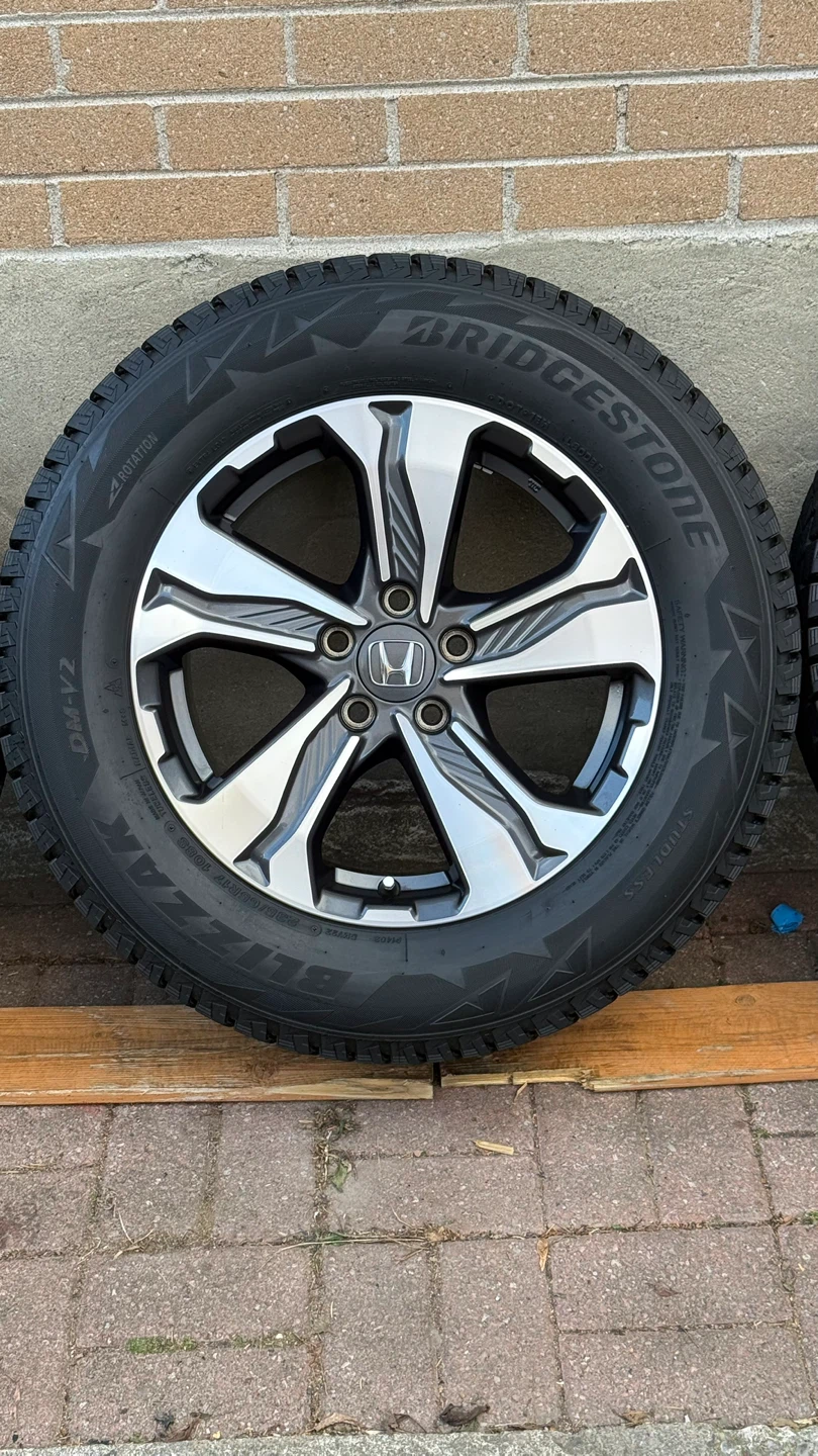 235/65R17 Honda Rims with Bridgestone Blizzak Tires - Set of 4 - photo 5