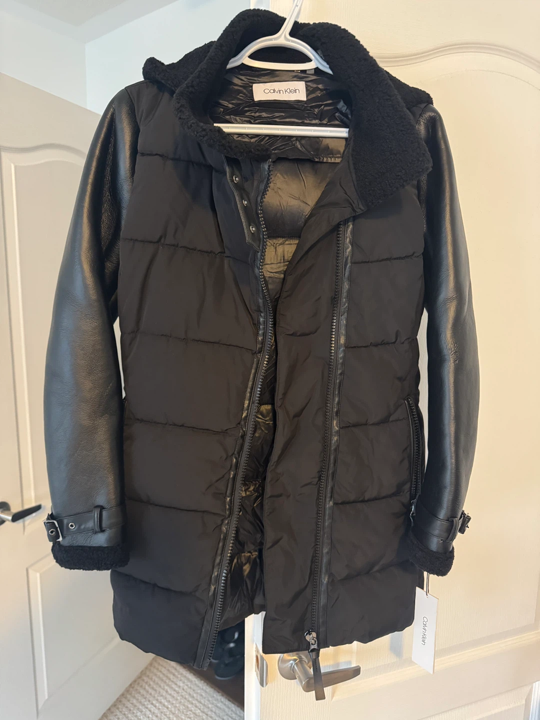 Calvin Klein Black Puffer Coat XS (brand new) w/ Tags