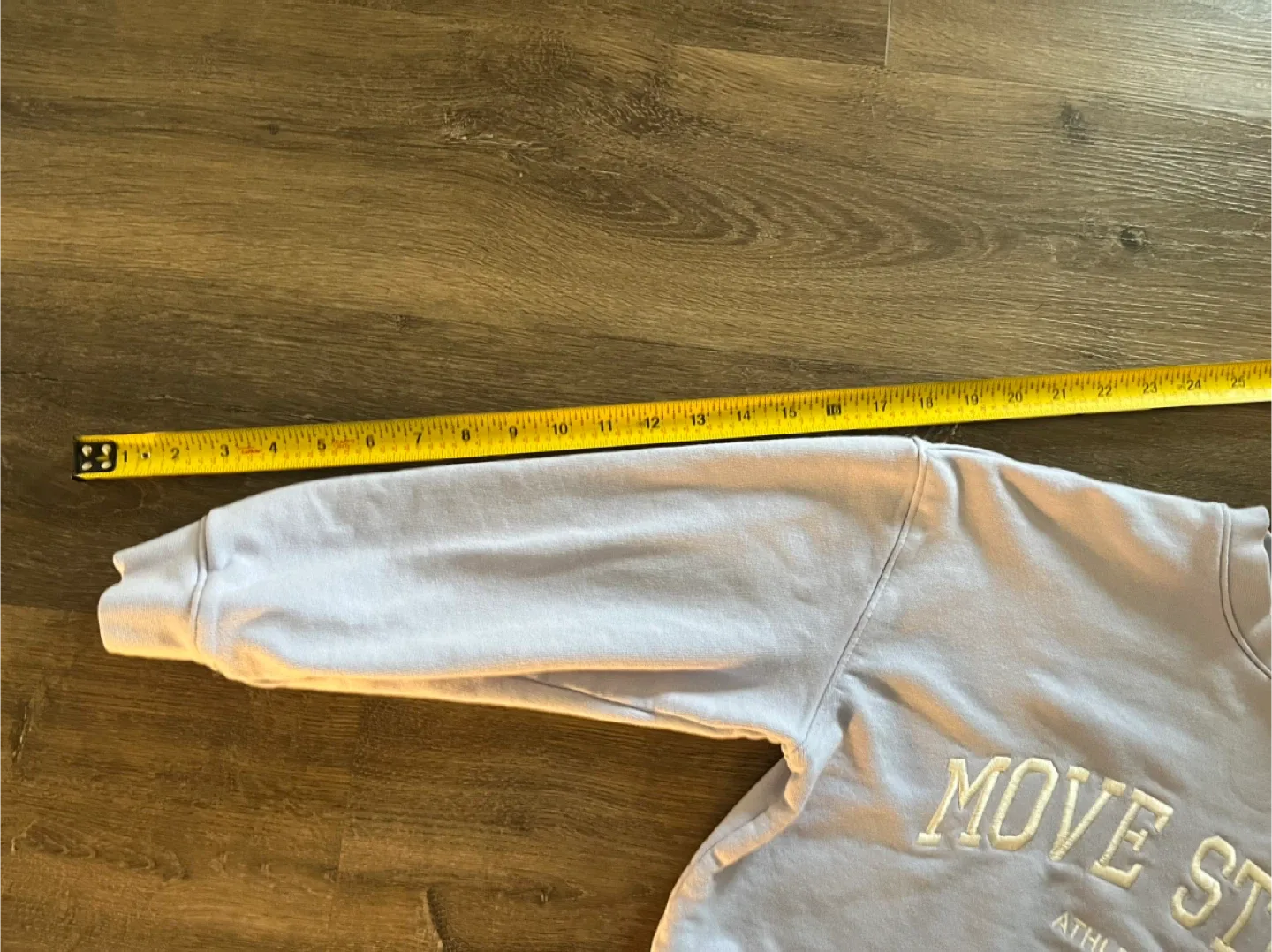 H&M Move Studio Athletic Club Sweatshirt Size 8/10 image indicator(4)