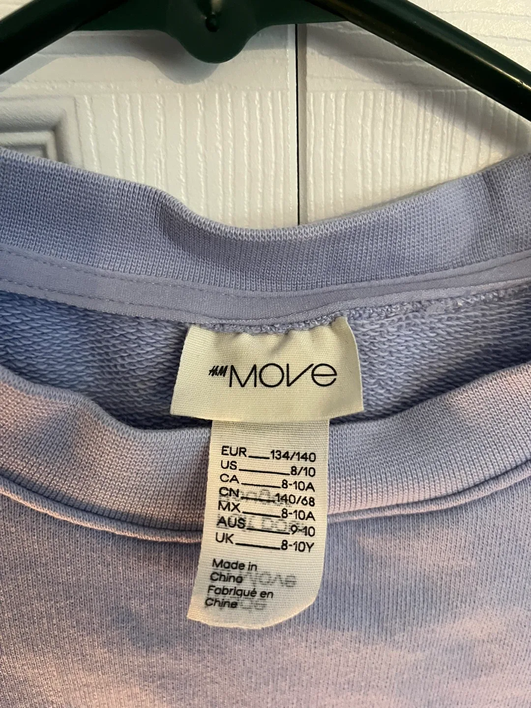 H&M Move Studio Athletic Club Sweatshirt Size 8/10 image indicator(3)