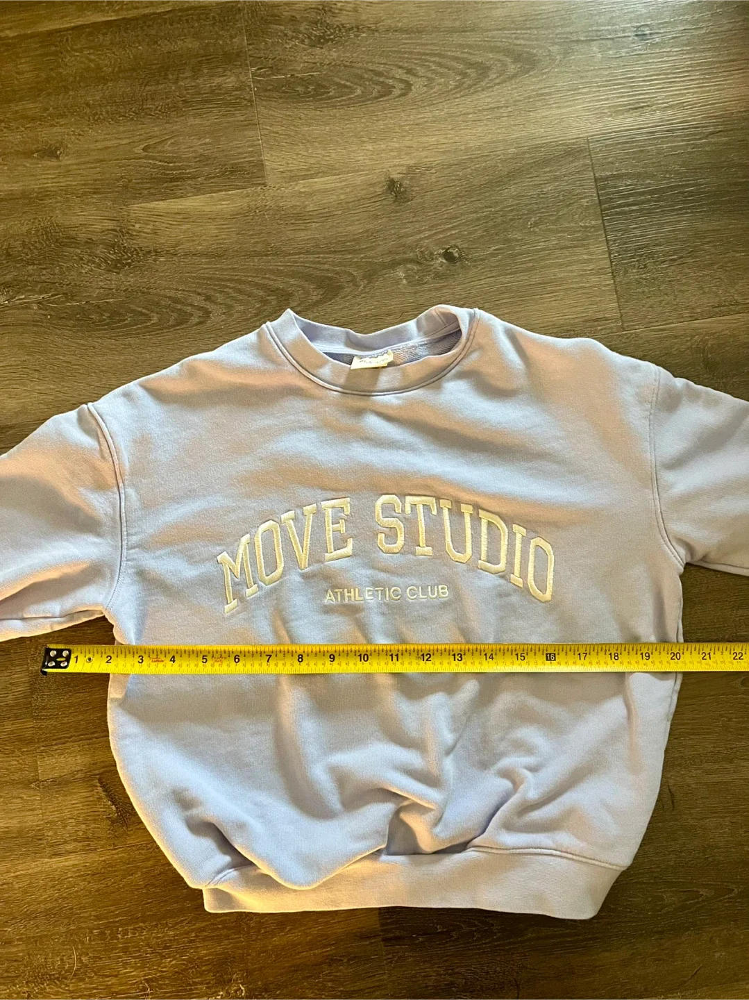 H&M Move Studio Athletic Club Sweatshirt Size 8/10 image indicator(5)