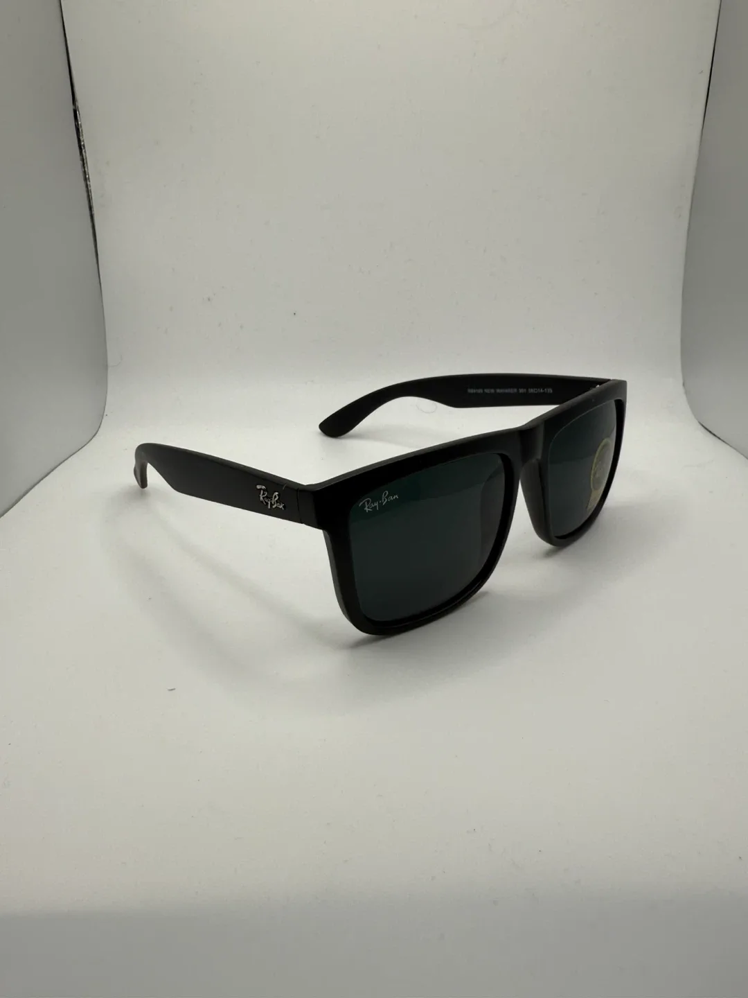Ray-Ban New Wayfarer Sunglasses - Black image indicator(5)