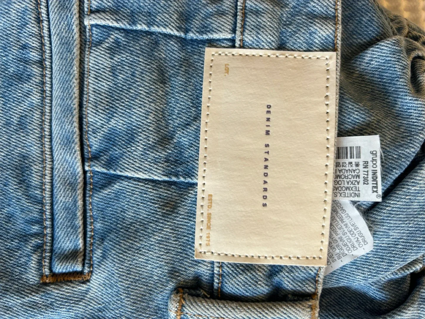 Zara Denim Standards Jeans Size 34 image indicator(2)