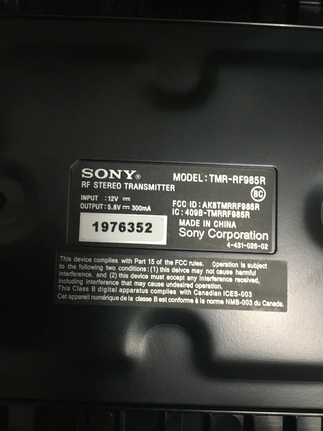 Sony TMR-RF985R RF Stereo Transmitter