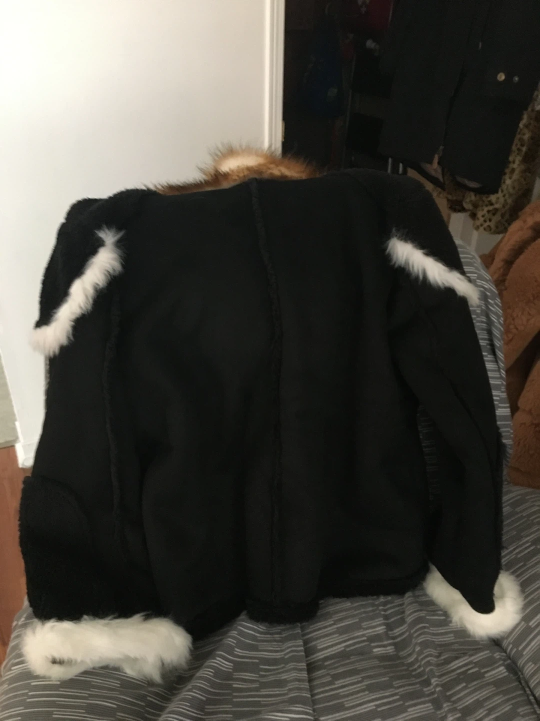Black Jacket with Fur Trim - photo 2
