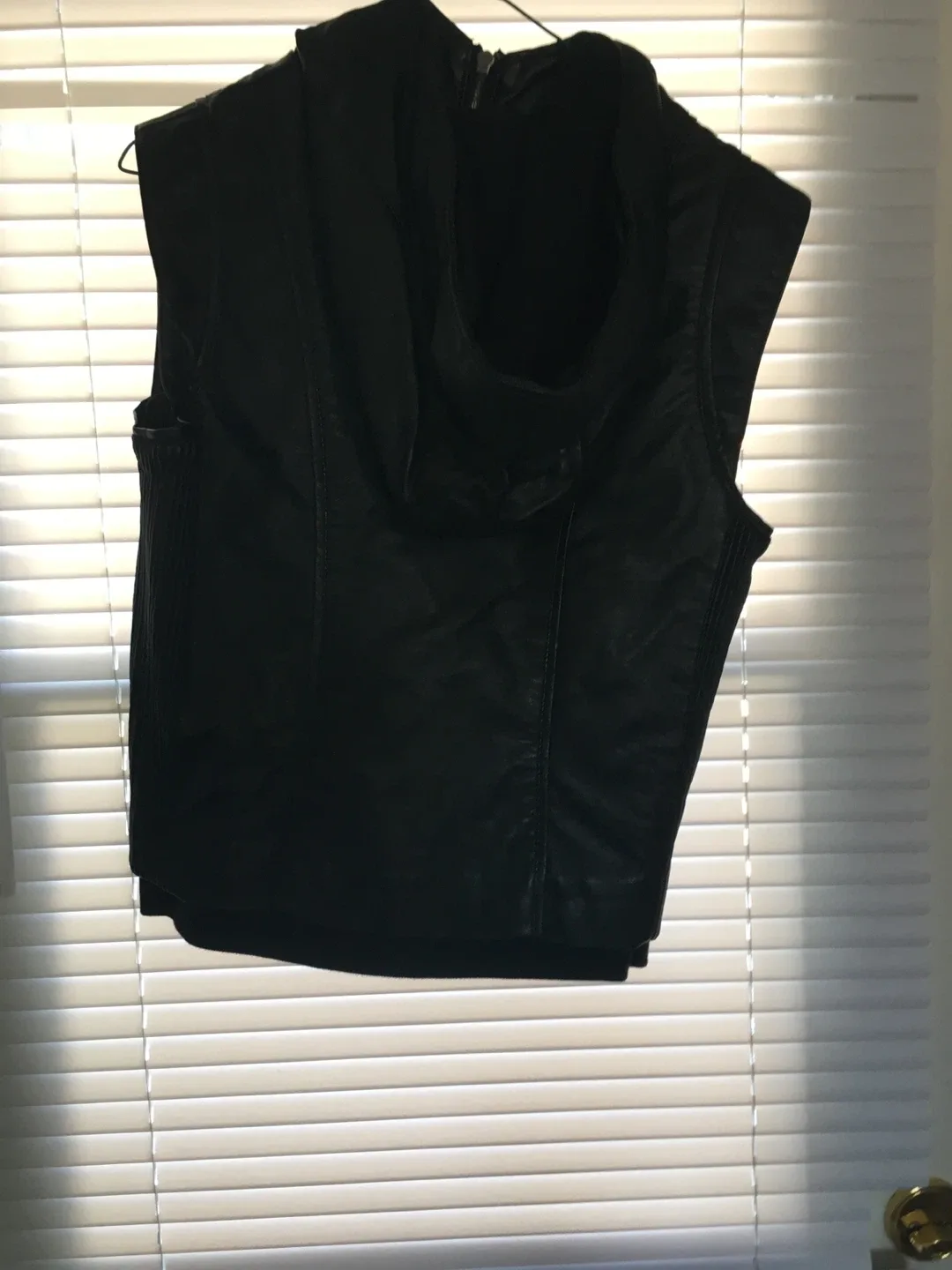 Suzy Shier Black Vest image indicator(2)