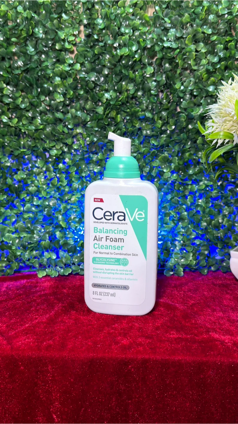 CeraVe Balancing Air Foam Cleanser - 8 fl oz