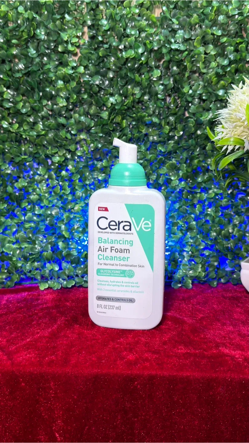 CeraVe Balancing Air Foam Cleanser - 8 fl oz