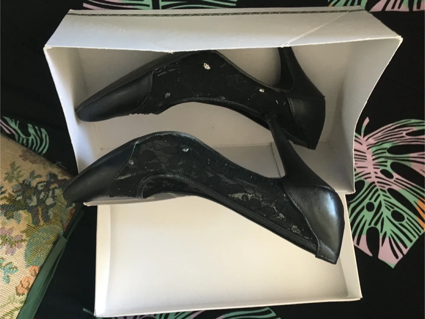 Suzy Shier Black Heels, Size 8 image indicator(4)