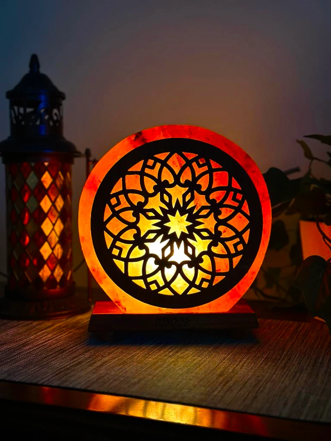 Himalayan Salt Lamp with Design - photo 3