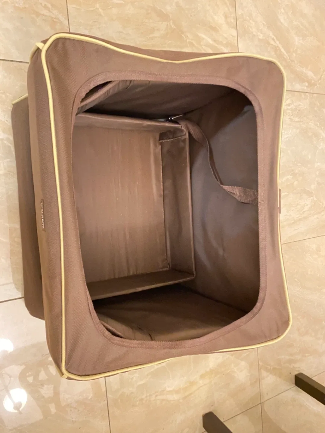 Martha Stewart Pets Brown Carrier image indicator(2)