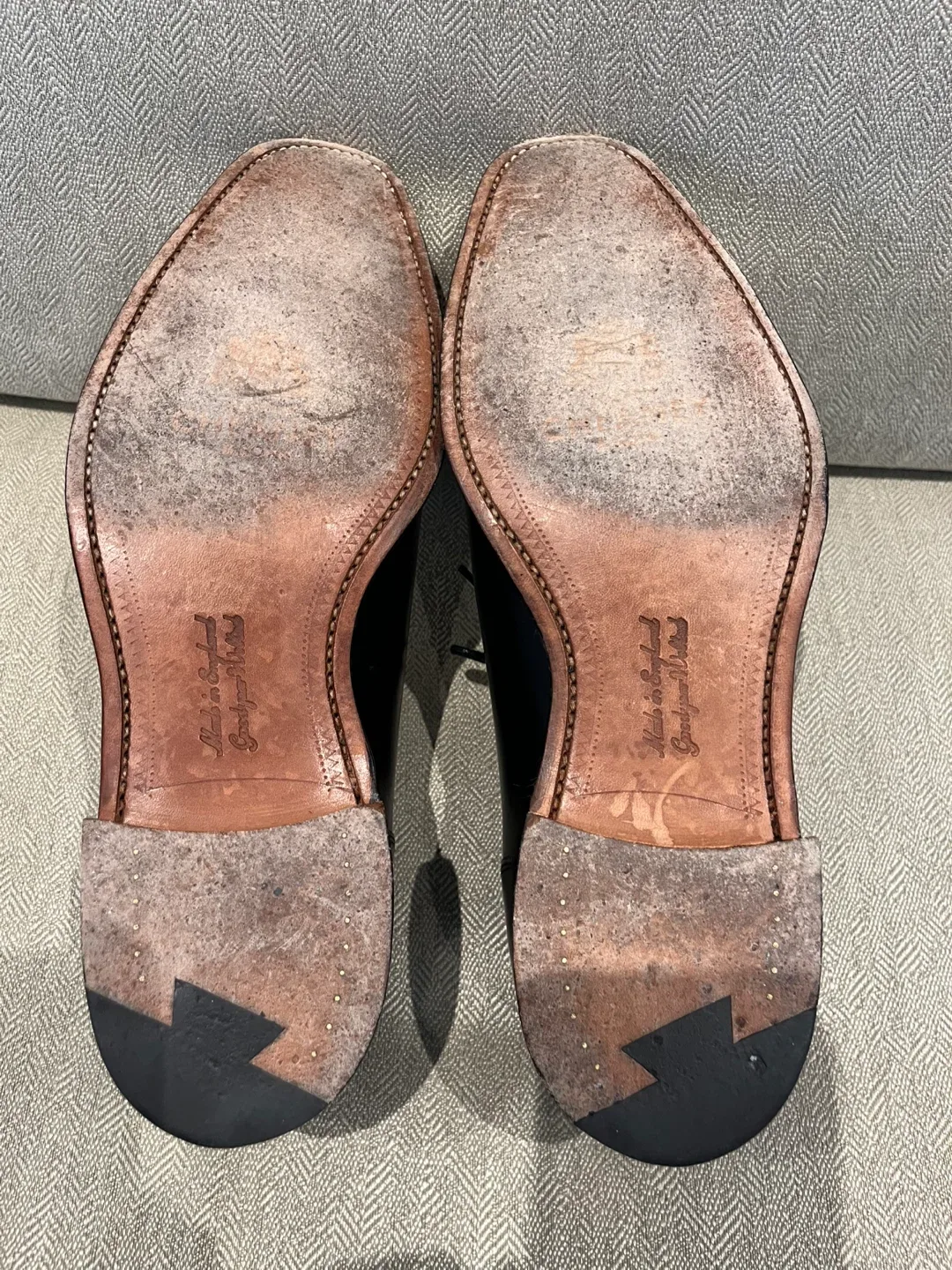 Joseph Cheaney & Sons Men’s Handmade Black shoes image indicator(7)