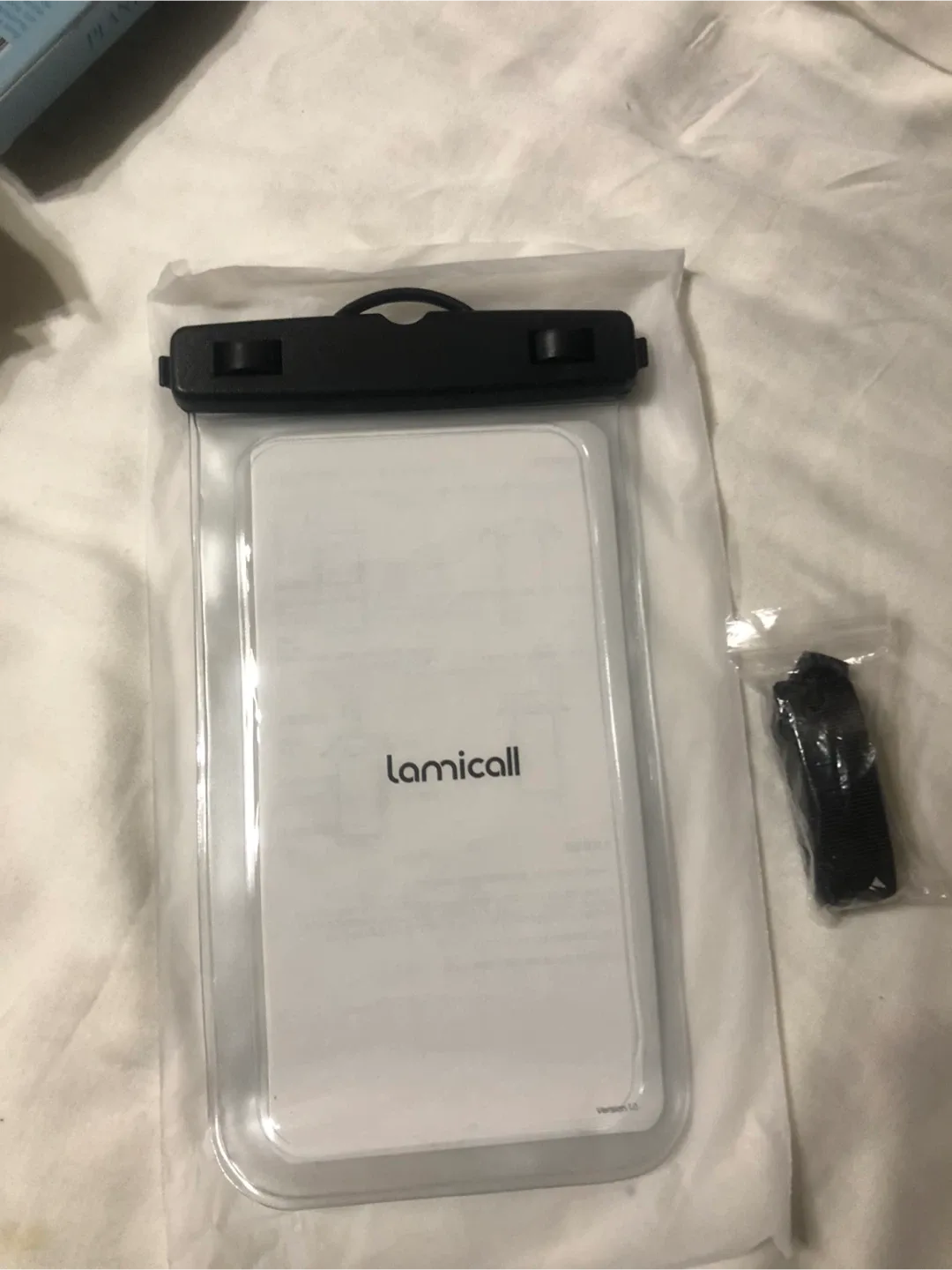 NEW-Lamicall Waterproof Phone Pouch - New image indicator(5)