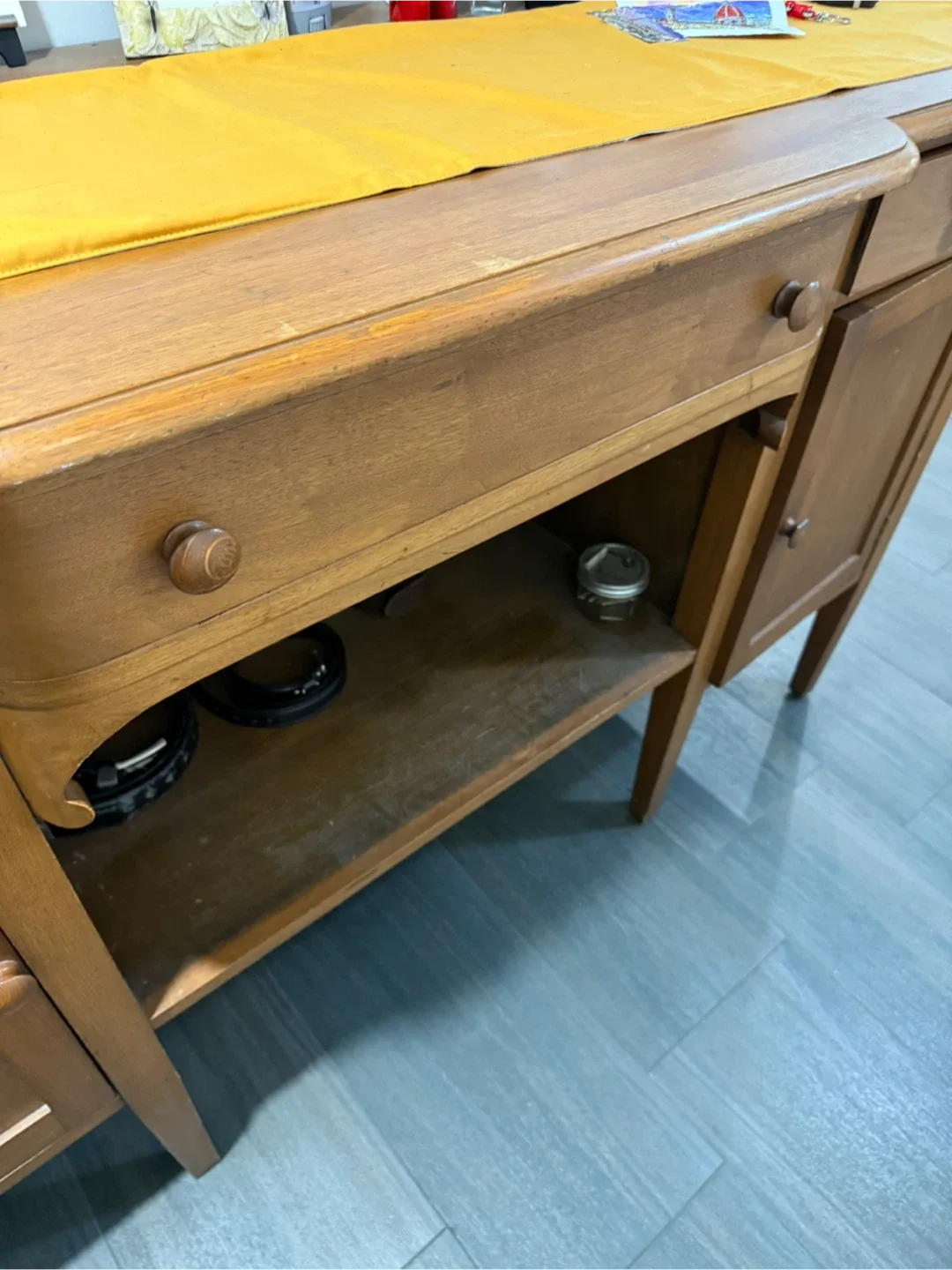 Wooden Sideboard Cabinet image indicator(4)