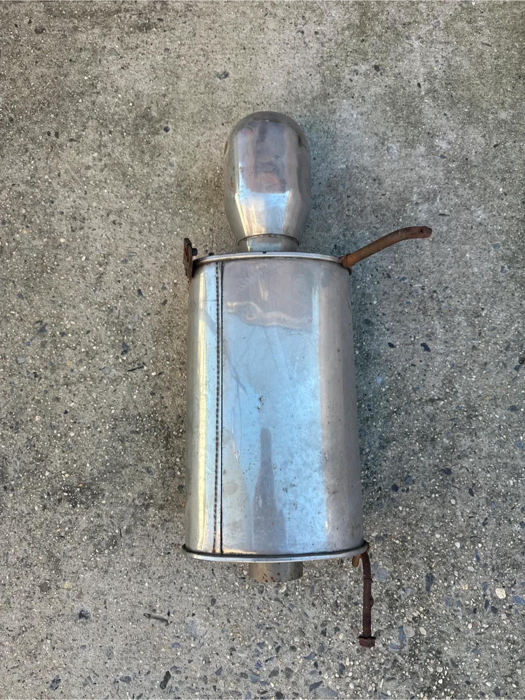 Car Muffler - Used Condition image indicator(3)
