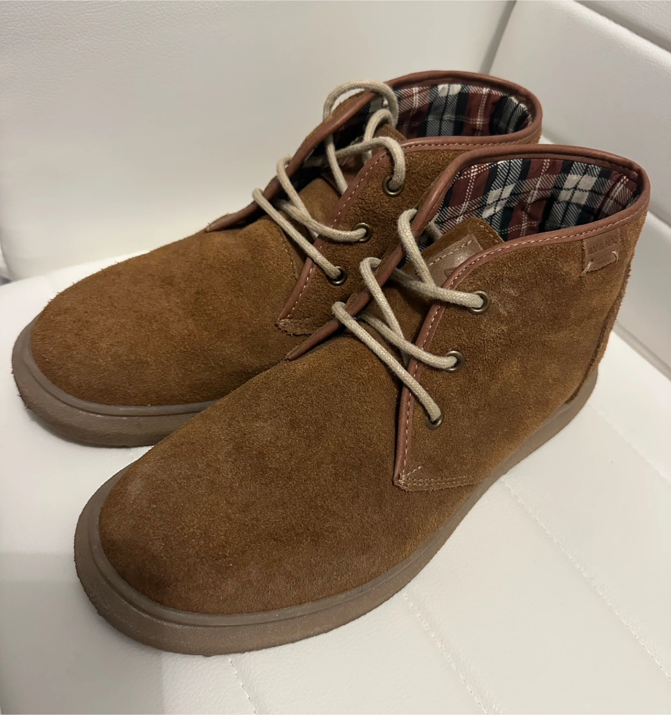 Brown Suede Chukka Boots slightly used - Size 9
